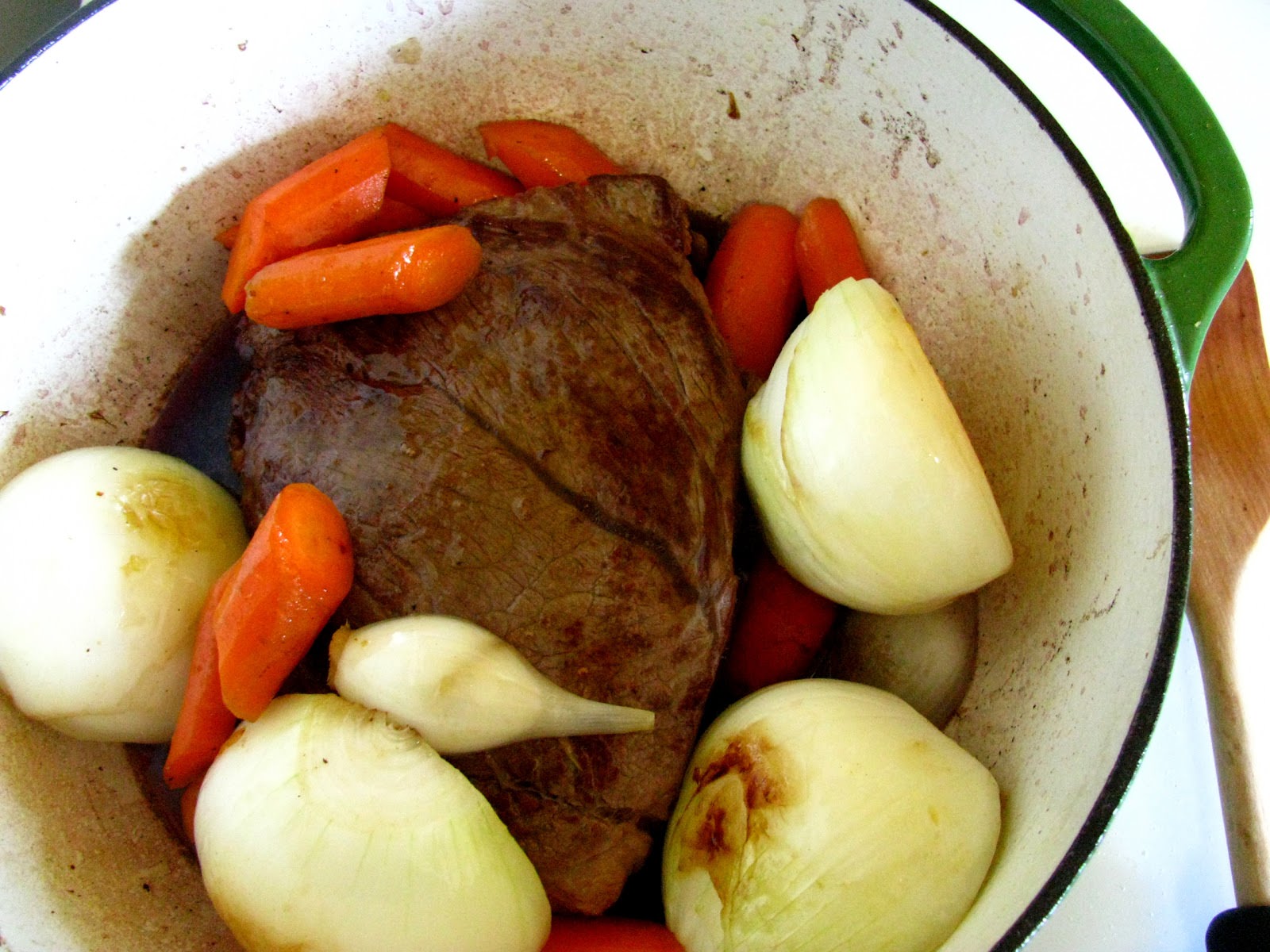 Easy Pot Roast - I Am Homesteader