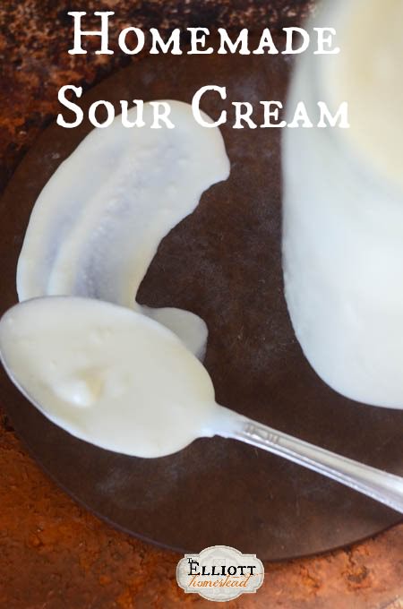 Homemade Sour Cream | The Elliott Homestead (.com)