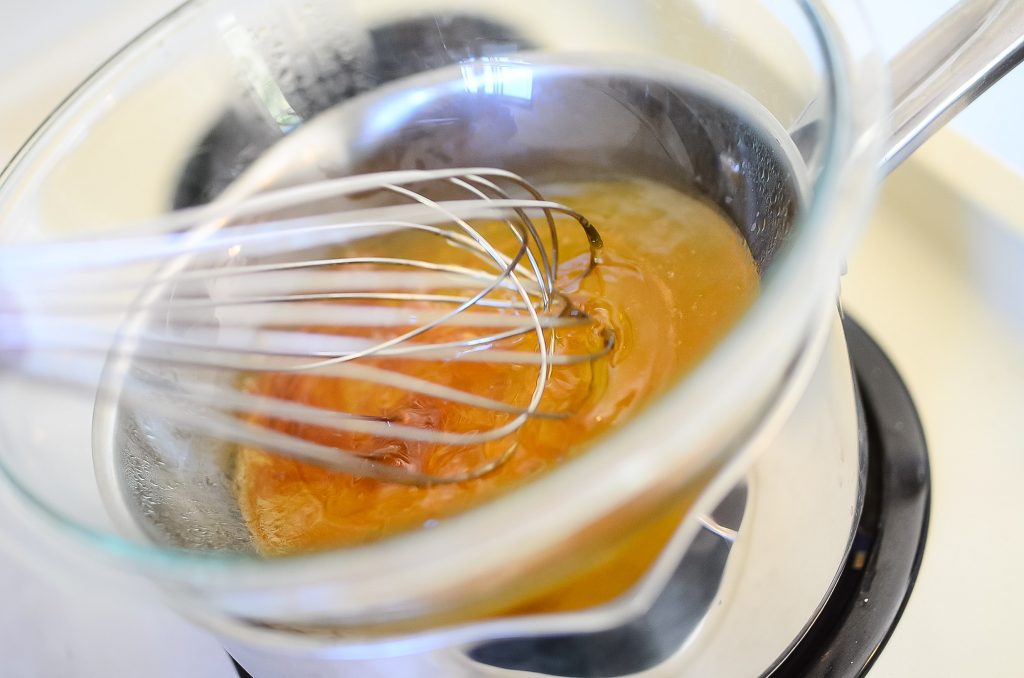 Whisk the eggs and honey