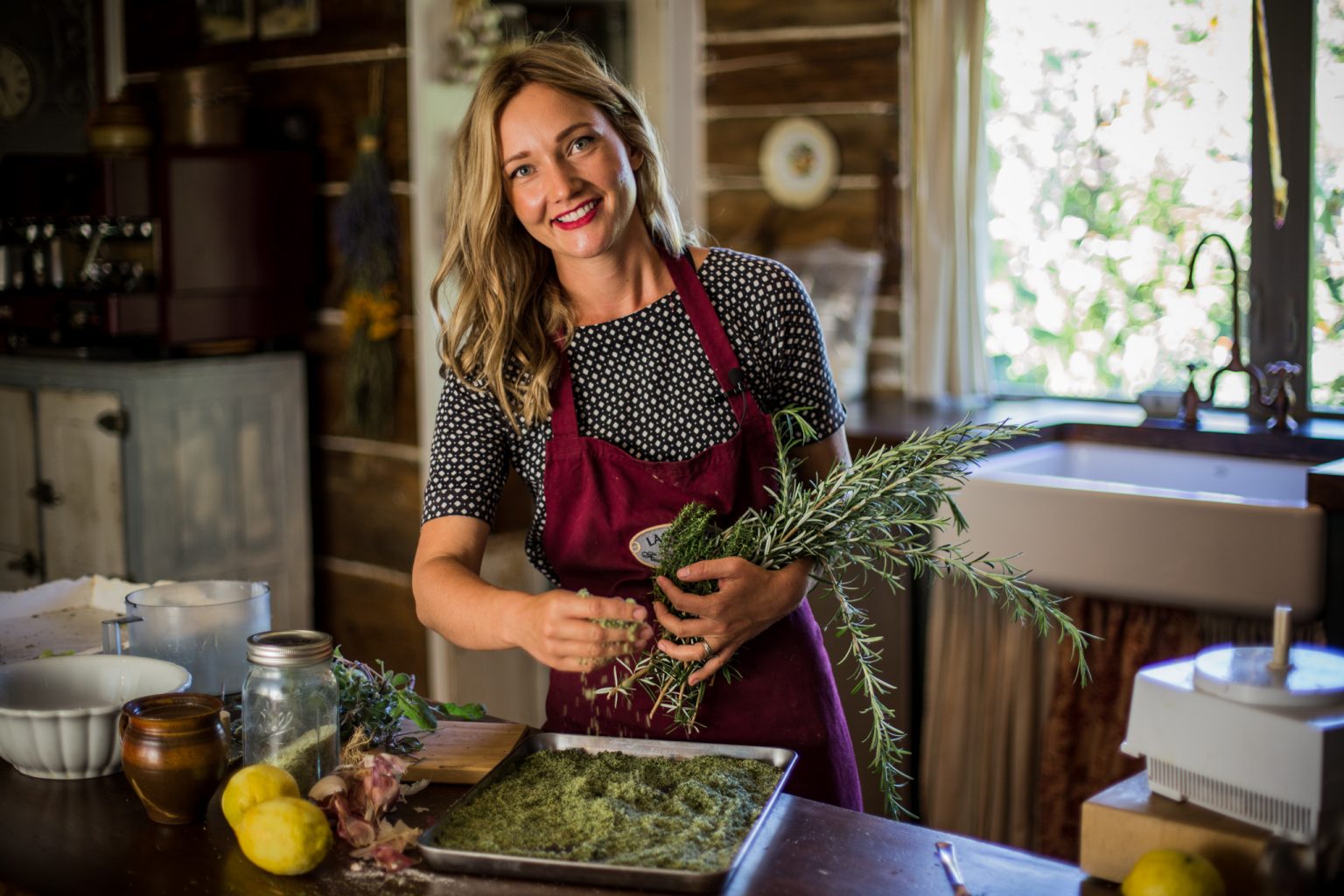 Homemade Flavored Salts / Tuscan Herb - Shaye Elliott