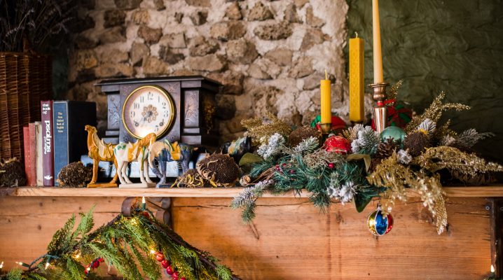 Cottage at Christmas | The Elliott Homestead (.com)