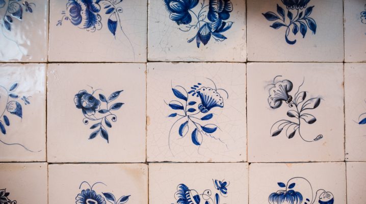 Delft tile | The Elliott Homestead (.com)