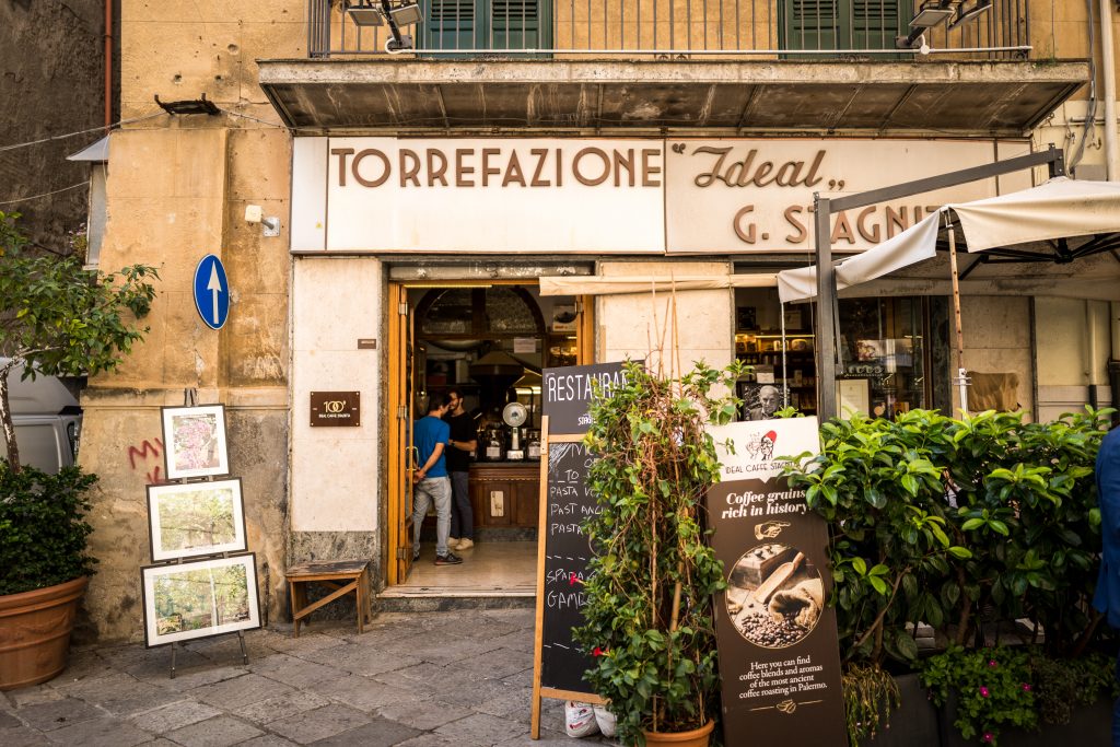 Espresso na Casa Stagnitta |  Alimentos Viagens na Sicília |  A Herdade Elliott