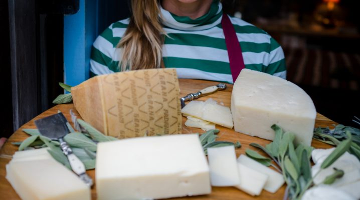 Perfect cheeses for your cheeseboard | The Elliott Homestead (.com)