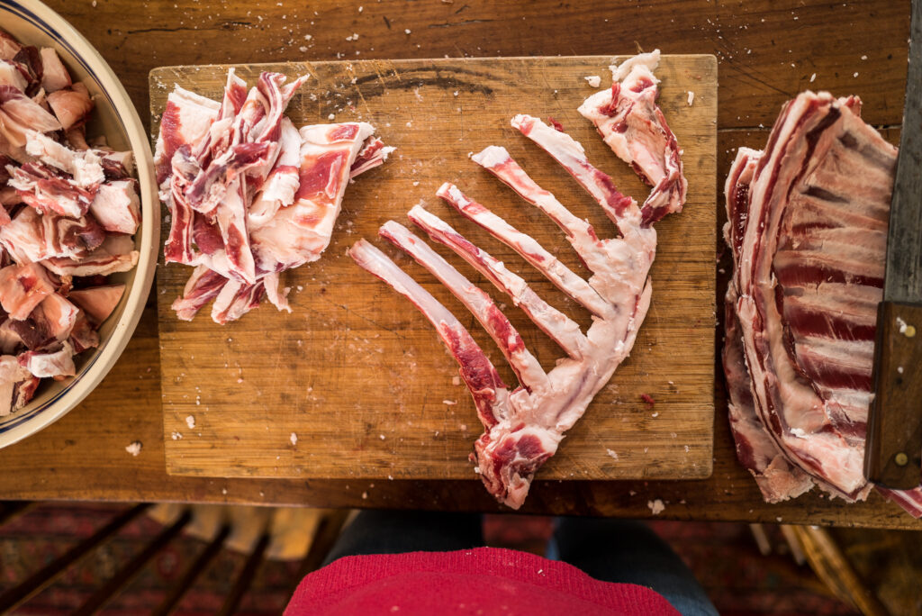 Lamb Meat: Cutting, Wrapping, and How To Cook It | The Elliott Homestead (.com)